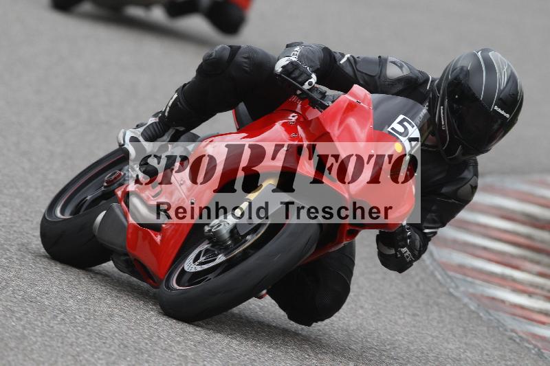 Archiv-2025/10 23.04.2025 Cornu Master School ADR/rot-rouge/54